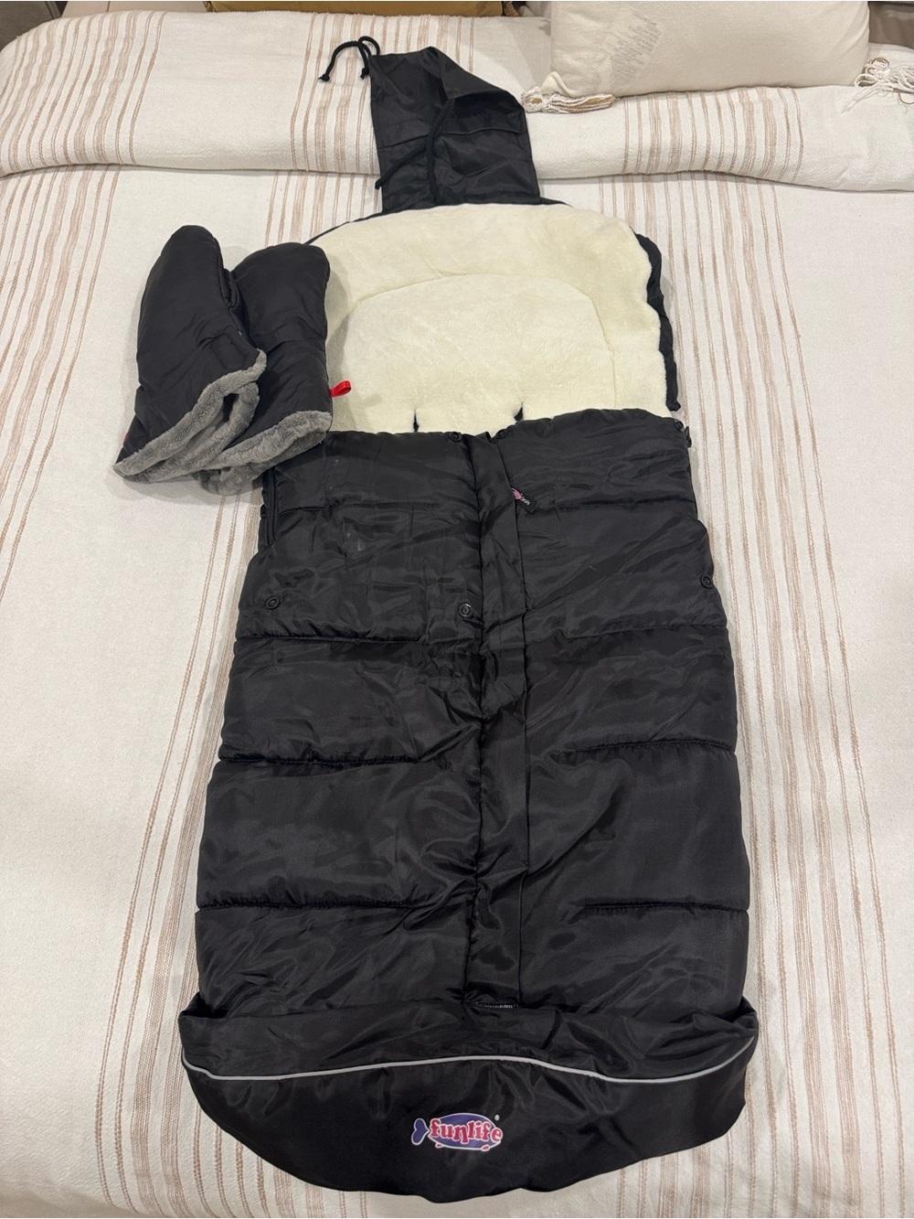 Funlife Black Stroller Footmuff with Mittens